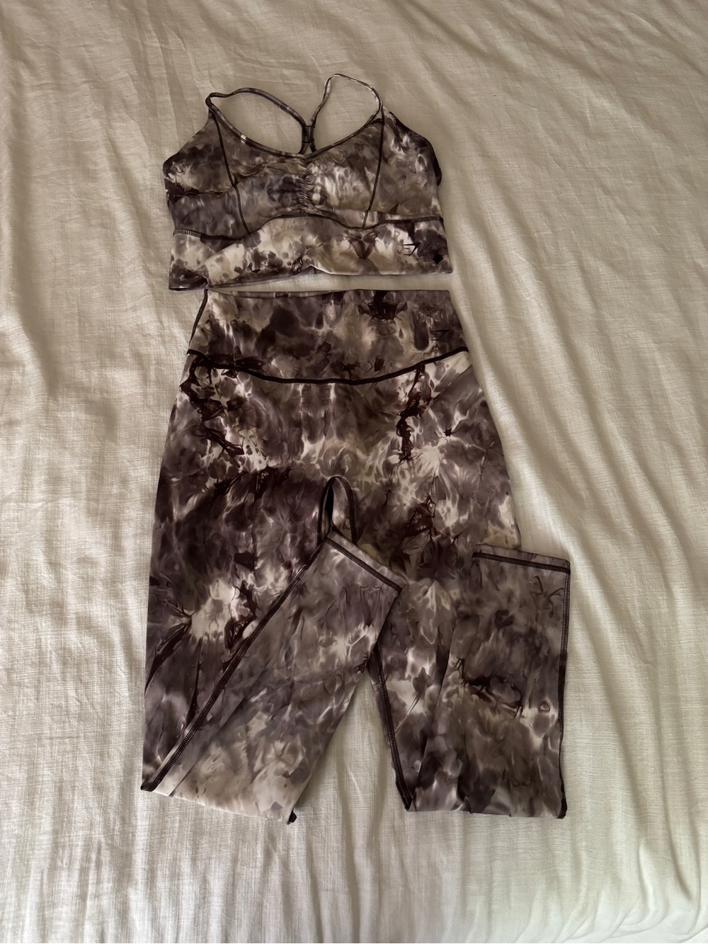 Gymshark Outfit - Large